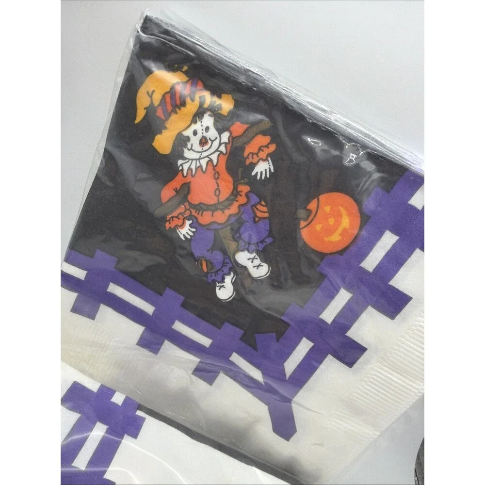 VINTAGE HALLOWEEN American Greetings Scarecrow Luncheon napkins 2 Packs32 Total